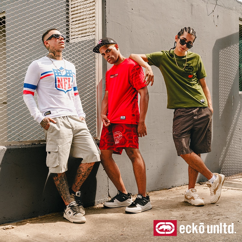 Imagen de tres modelos hombres usando looks Ecko Unltd. Pulsa aquí para descubrir más de la marca.